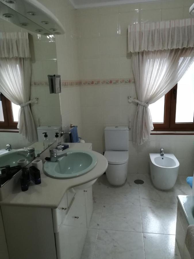 Holiday home Higueras -casa Con Jardin- Pomaluengo