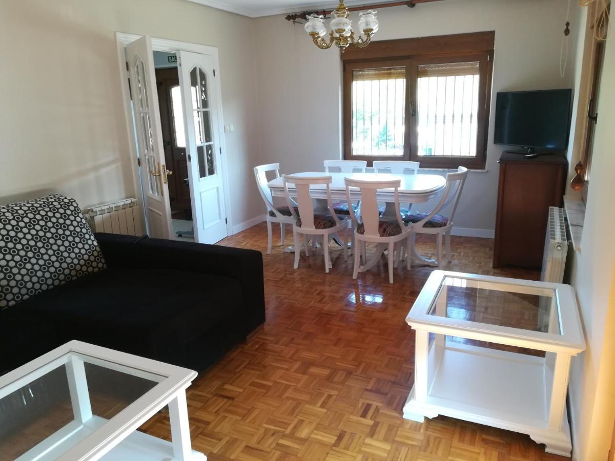 Higueras -casa Con Jardin- * Pomaluengo